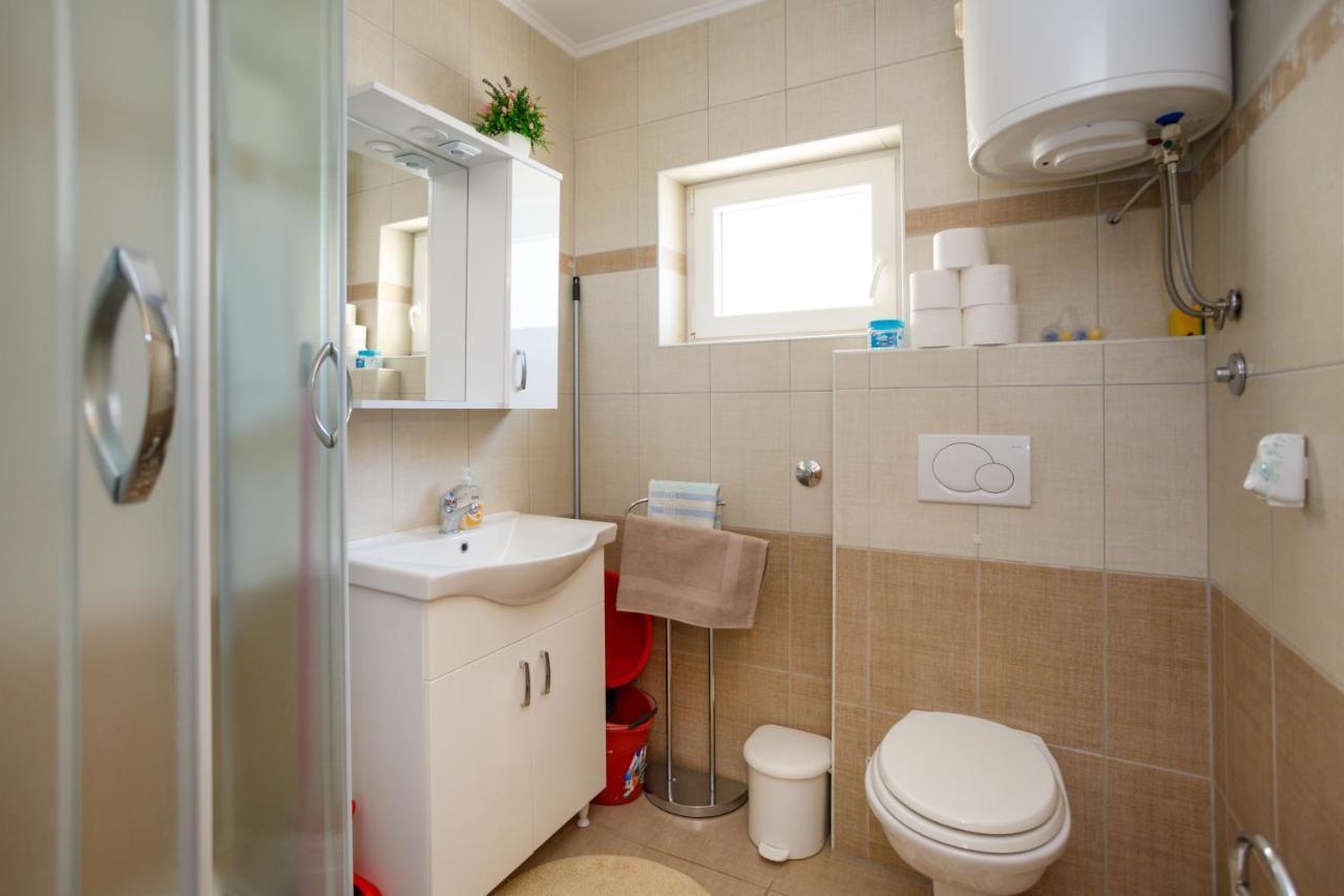 Apartmani Bakran Krk Town Exterior photo